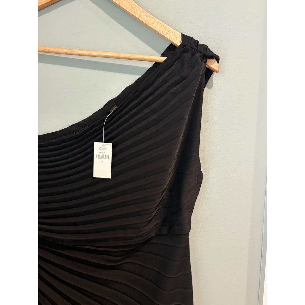 Banana Republic Black One Shoulder Pleated Midi Dress 888771-01-1 NWT Size 0 - Picture 4 of 8